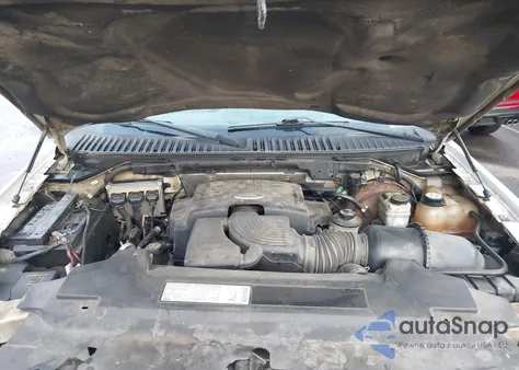 2003 Ford Expedition Xlt z USA, uszkodzony, nr VIN 1FMPU15L33LB89267